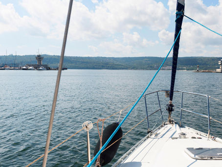What to do if your furler gets stuck mid-sail