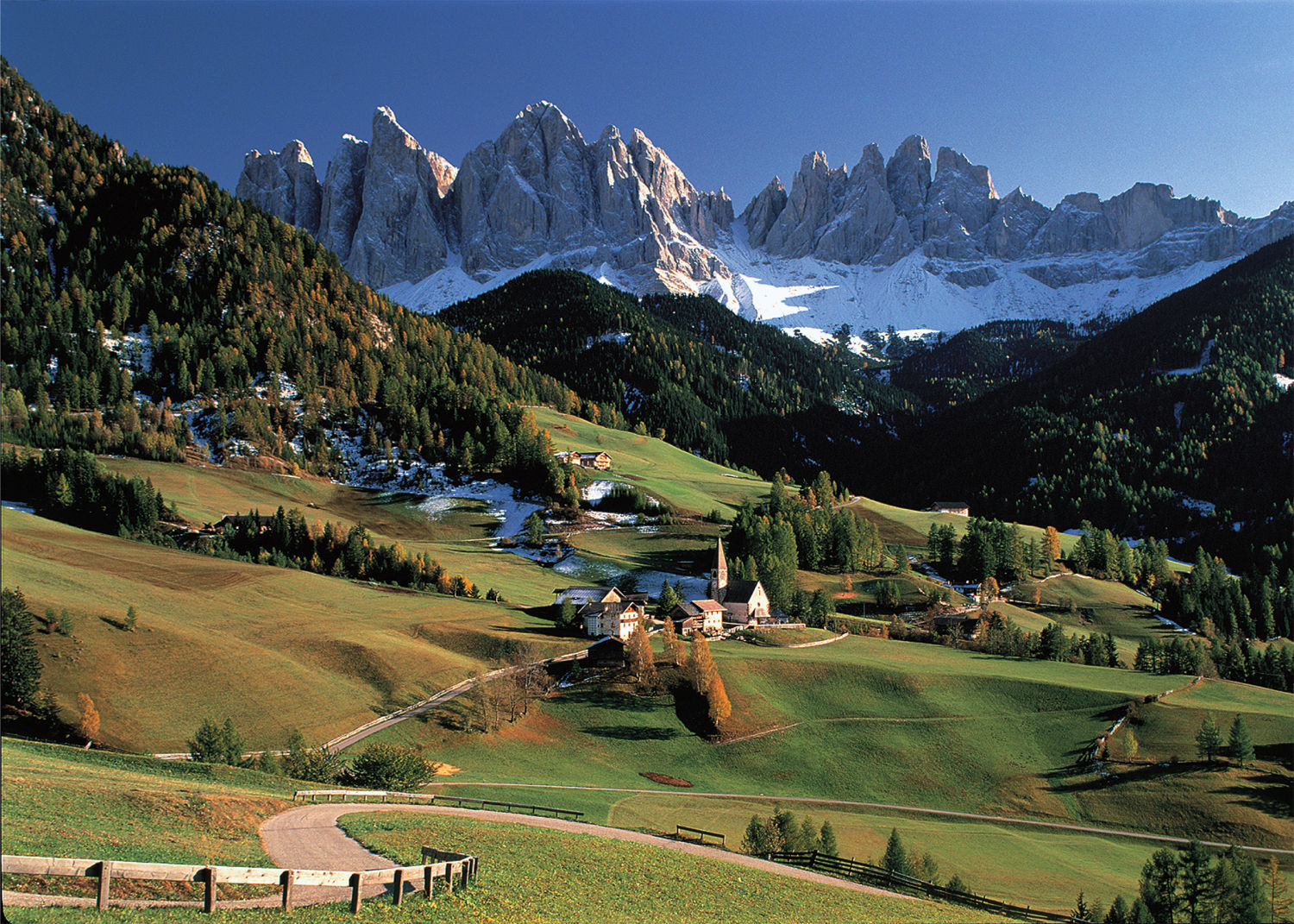 M100-018 Dolomiti, Italy