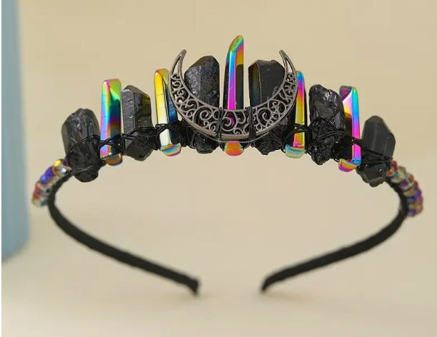 Thumbnail: CRYSTAL CROWNS WITH STONES