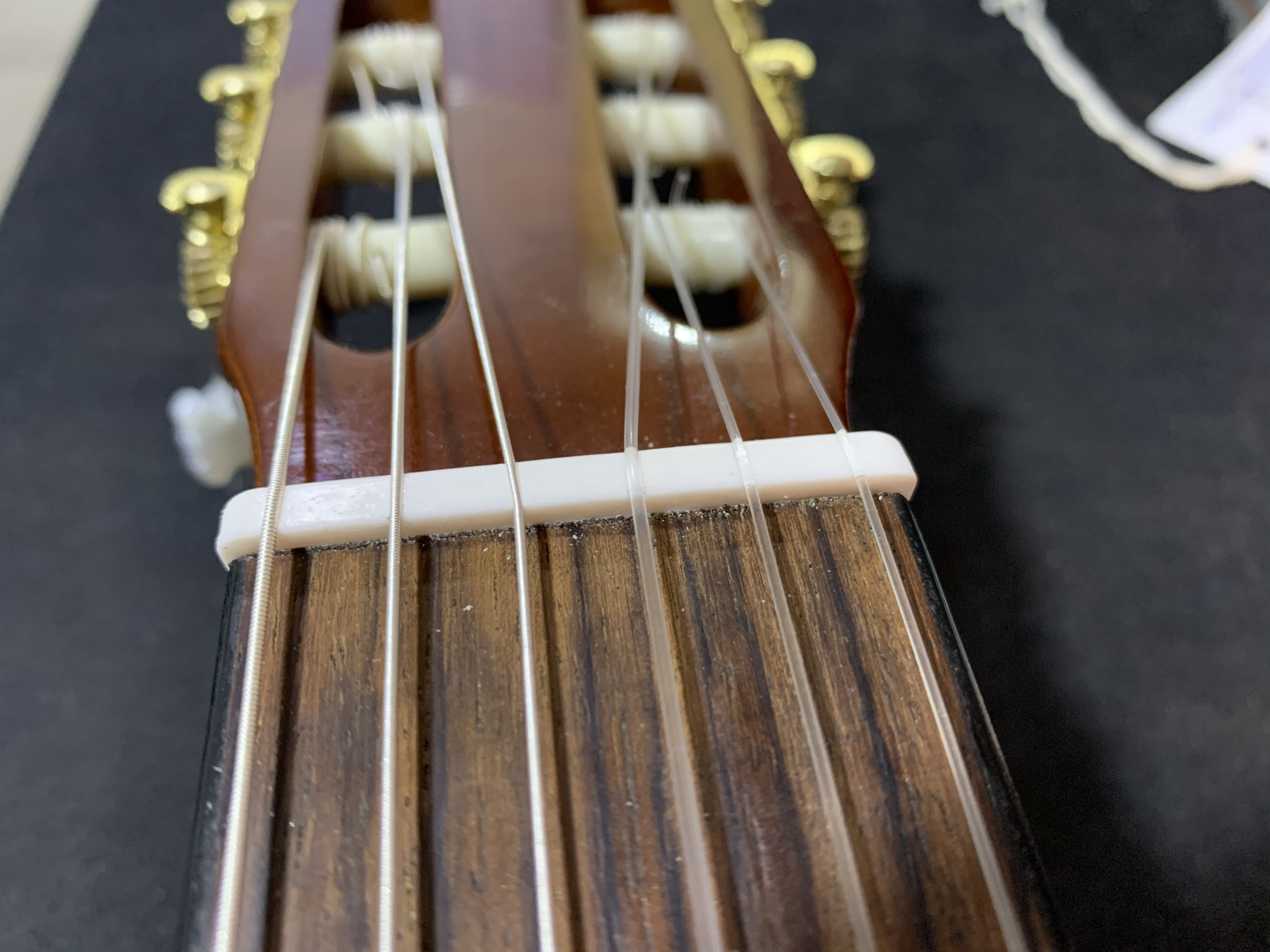 Cambio de Cejuela Guitarra Clásica