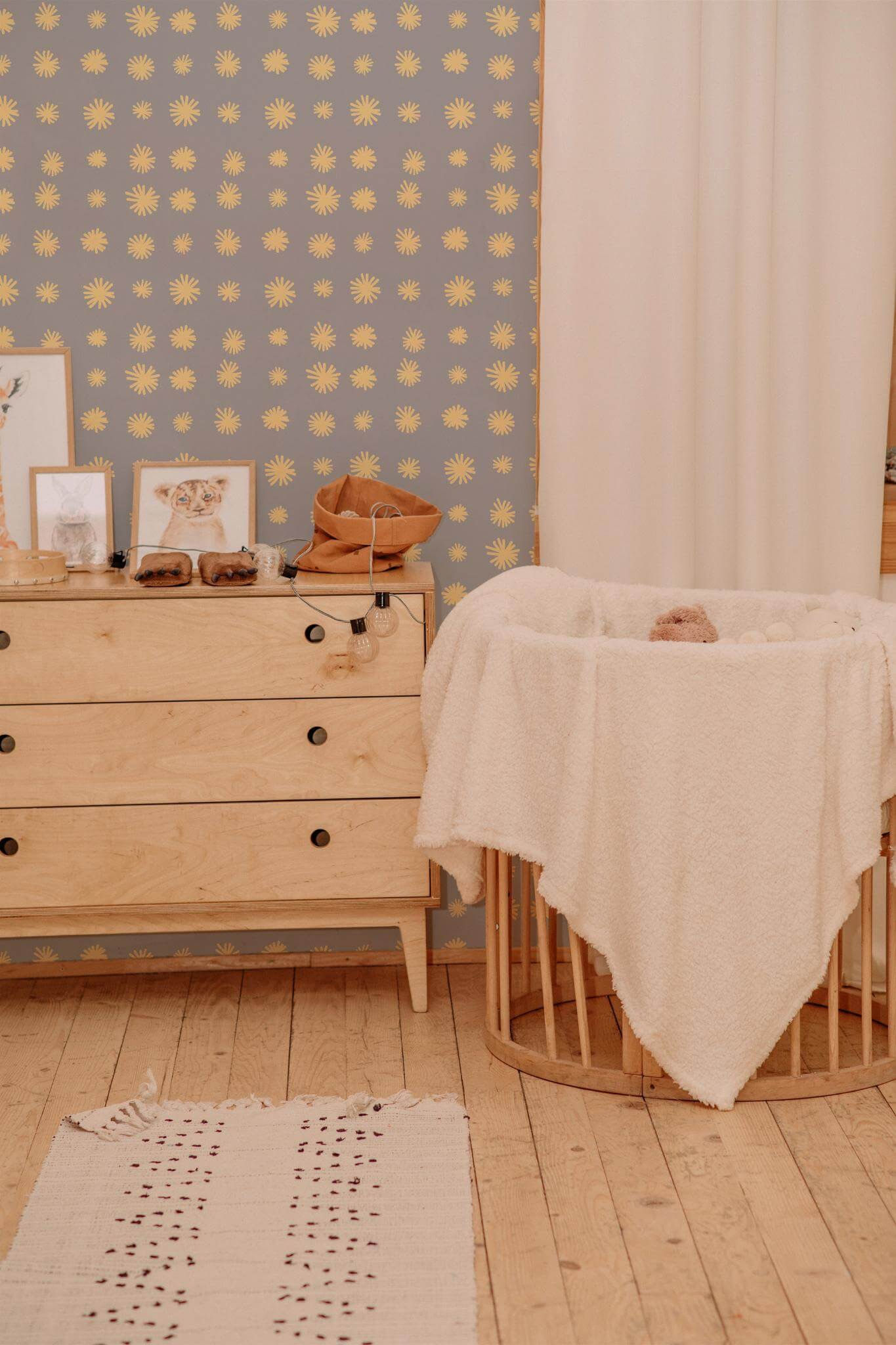 floral wallpaper for nursery