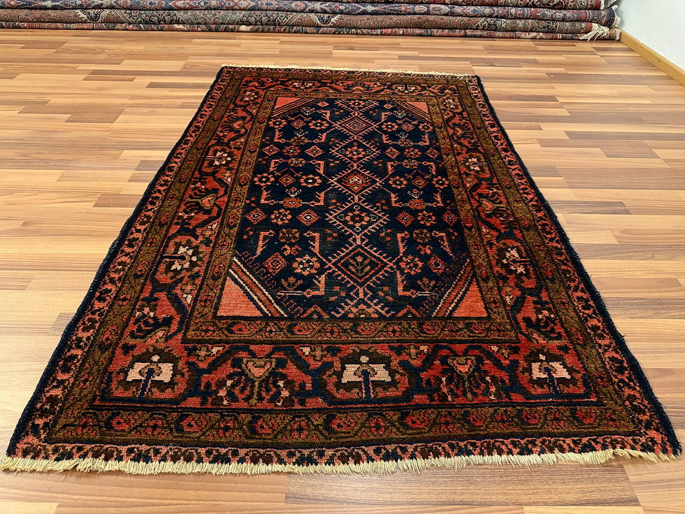 Pikkukuva: Käsinsolmittu Persialainen puoli-antiikki matto 170*110