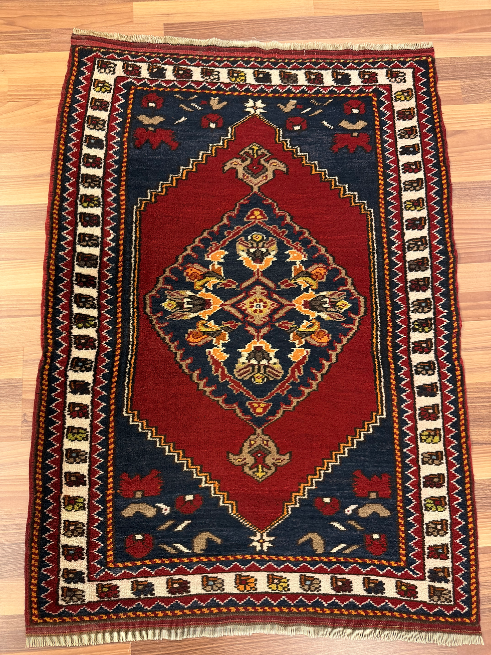 Pikkukuva: Käsinsolmittu Turkkilainen matto 124*87