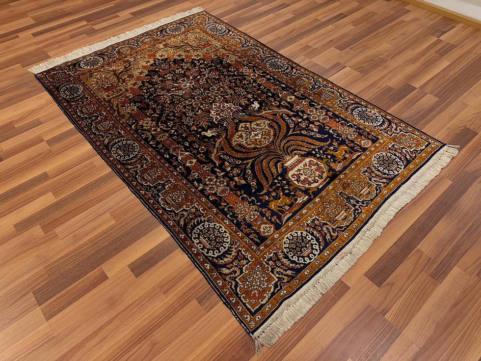 Pikkukuva: Upea käsinsolmittu silkki matto 210*120