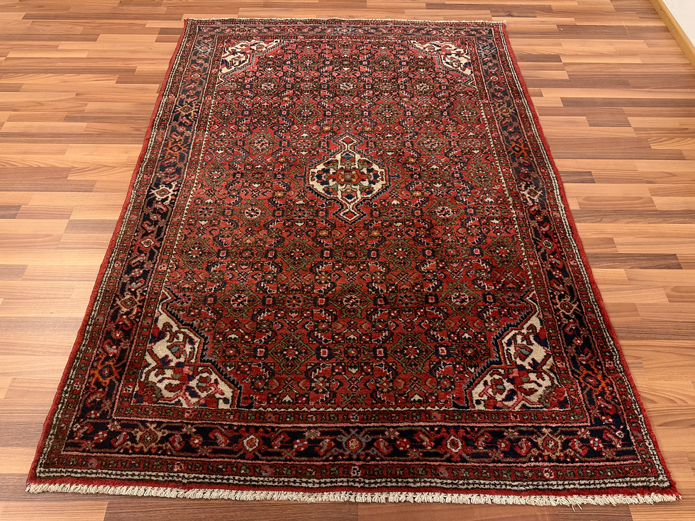 Pikkukuva: Käsinsolmittu Pers-Hamadan matto 212*156