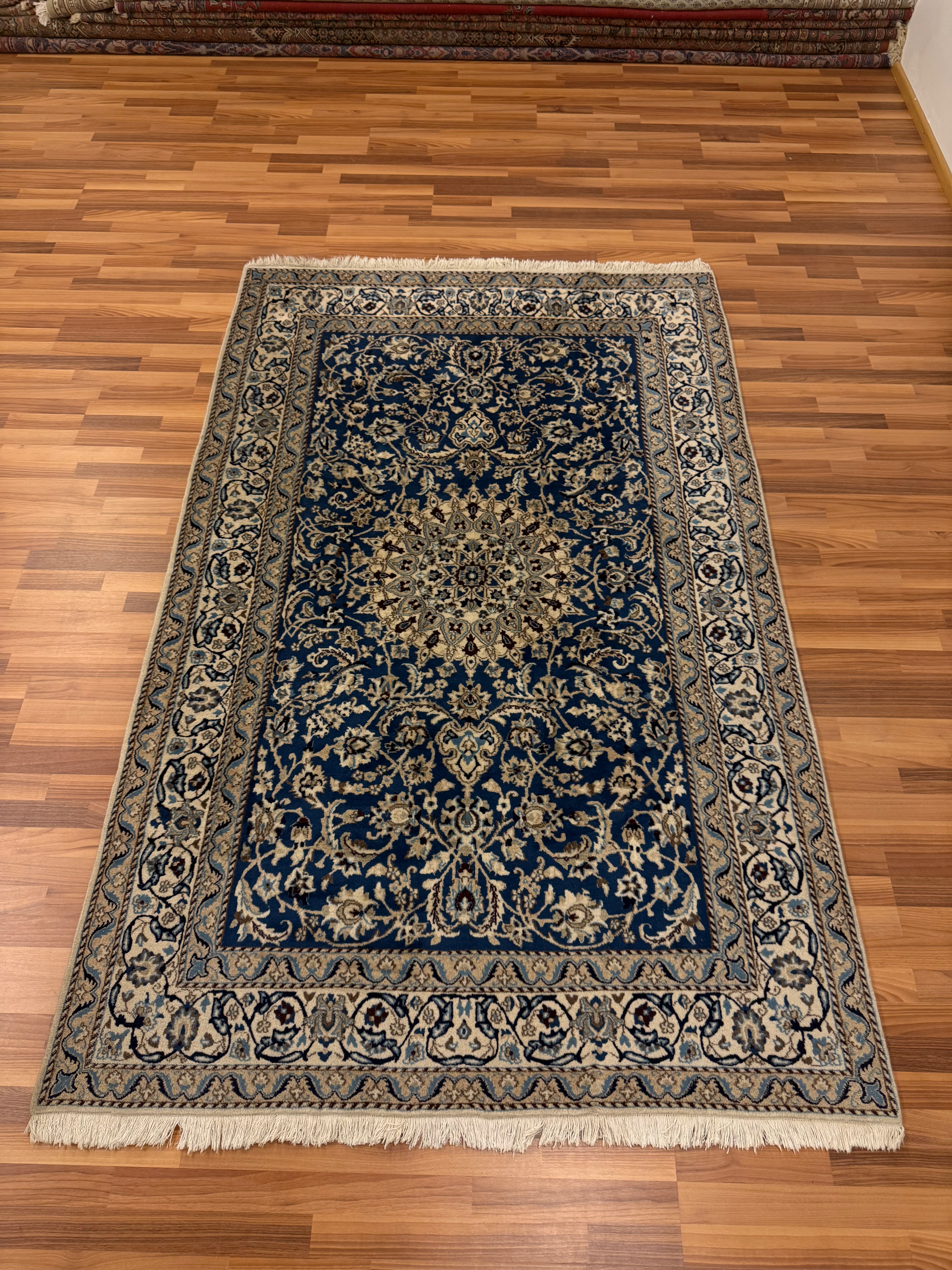 Käsinsolmittu persialainen- Nain matto 250*160