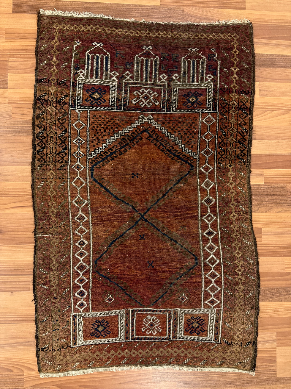 Pikkukuva: Käsinsolmittu matto (puoliantiikki) 145*90