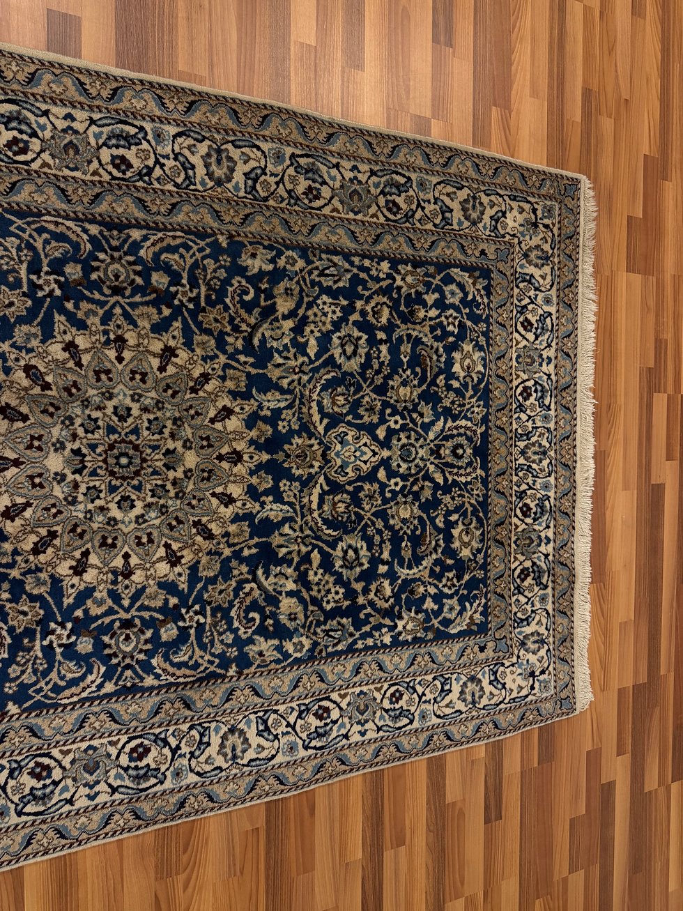 Pikkukuva: Käsinsolmittu persialainen- Nain matto 250*160