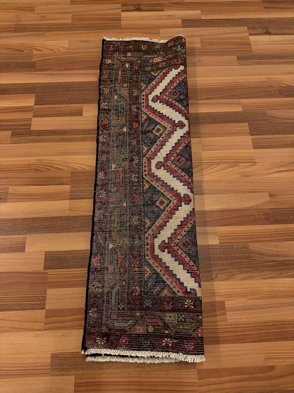 Pikkukuva: Käsinsolmittu Persialainen matto 131*76