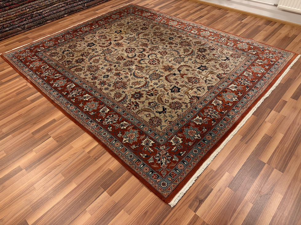 Pikkukuva: Käsinsolmittu Persialainen matto 304*251