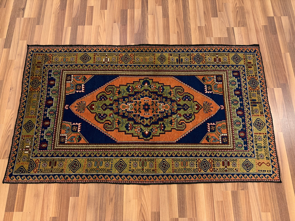 Pikkukuva: Käsinsolmittu Turkkilainen/Taşpınar matto 199*113