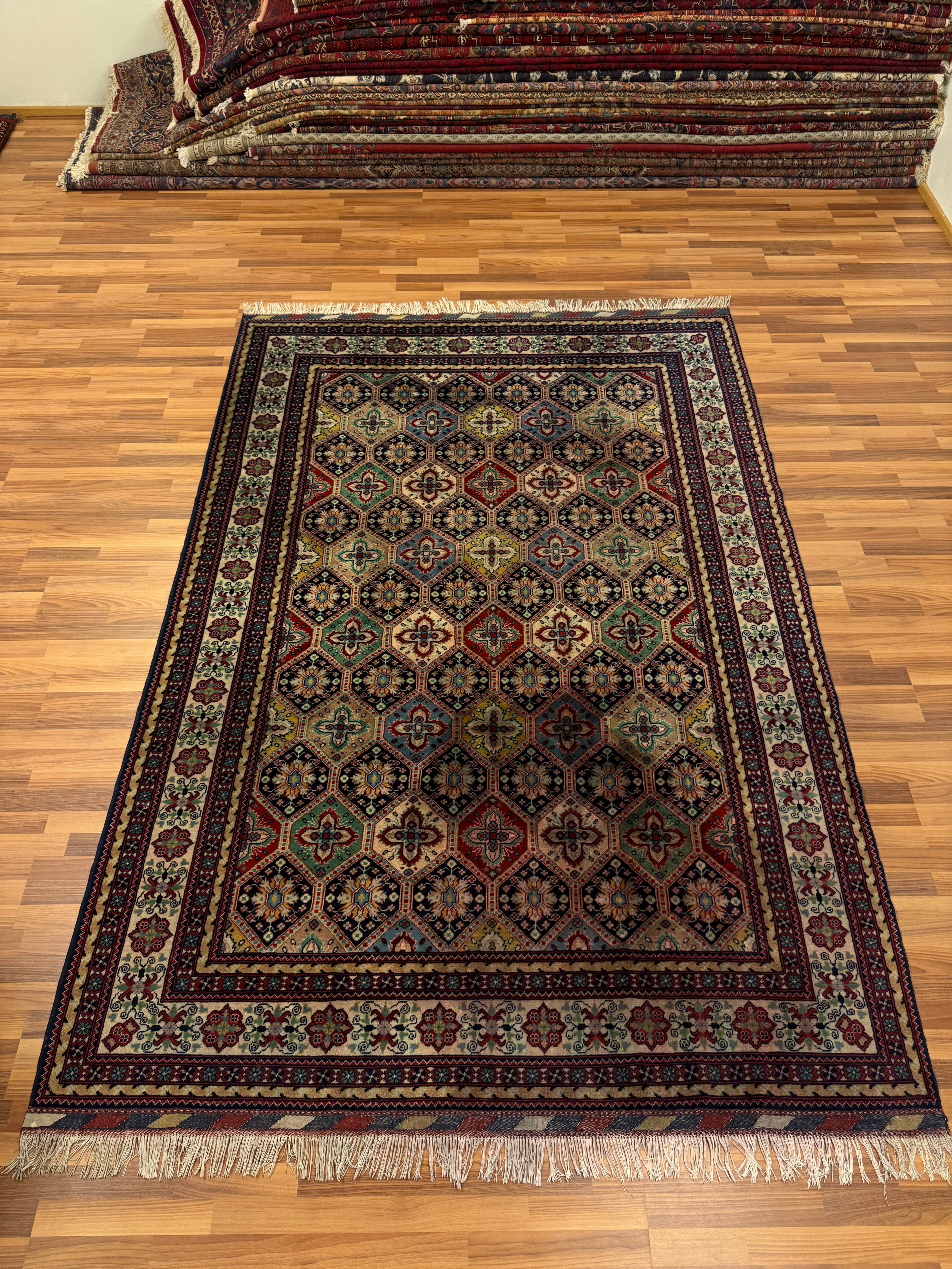 Upea Käsinsolmittu matto 301*202(Afganistanilainen)