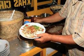 Makanan Khas Cirebon “Nasi Lengko”