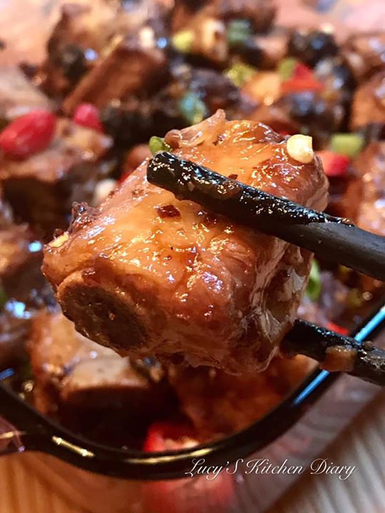 Steam short ribs with fermented black soybeans / no more white lies 豉汁蒸排骨/ 別再說白色的謊言了