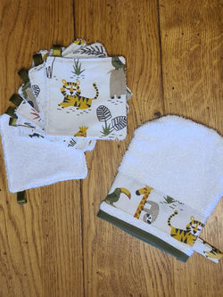 Ensemble gant + lingettes