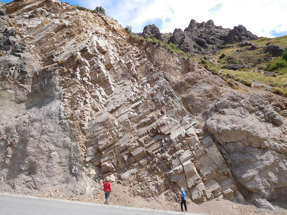 17m Thick Dike Filling a Fault