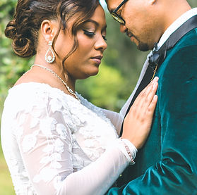 Bride and groom portrait shoot in New Orleans city park tree of life