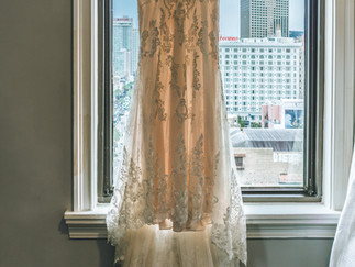 Wedding photography shot list - wedding gown