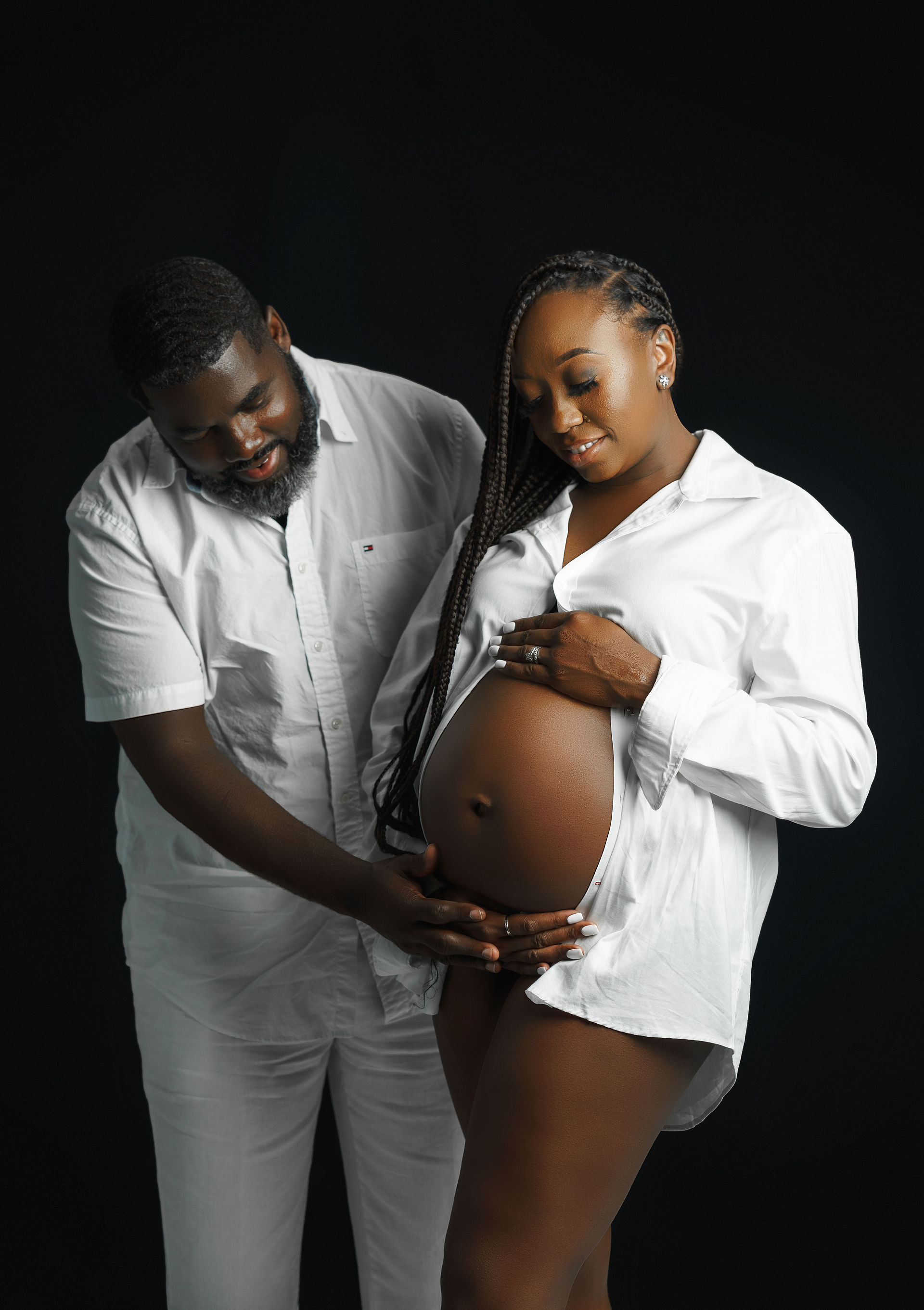 new orleans maternity photographer couples pose