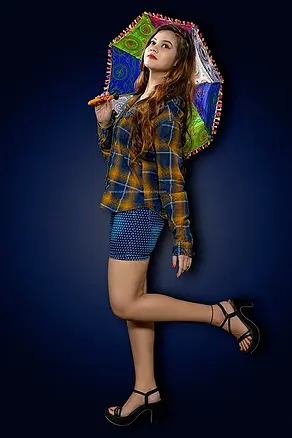 A fashion model during a fashion shoot, Fashion Photography by Ranjan KM, Deoghar.