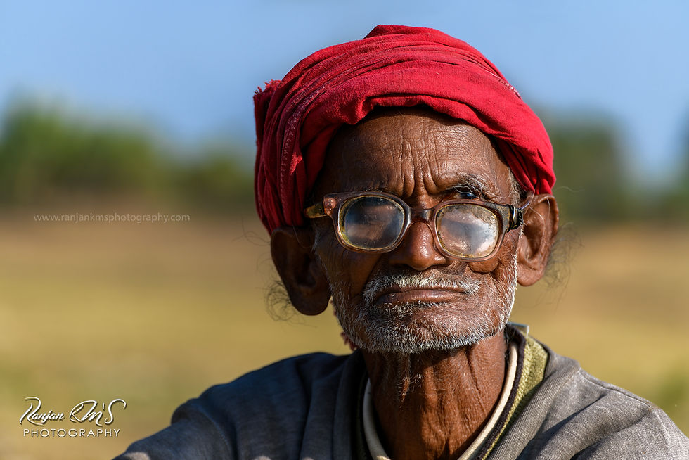 Close-up portrait showing theory-shaped impactful composition, photographed by Deoghar professional Ranjan KM.