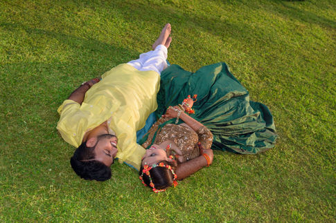 Romantic outdoor couple photoshoot at sunset, Deoghar – Captured by Ranjan KM’s Photography