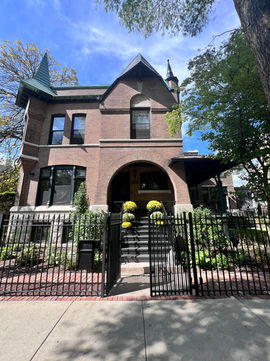 Historic landmark residence in Chicago