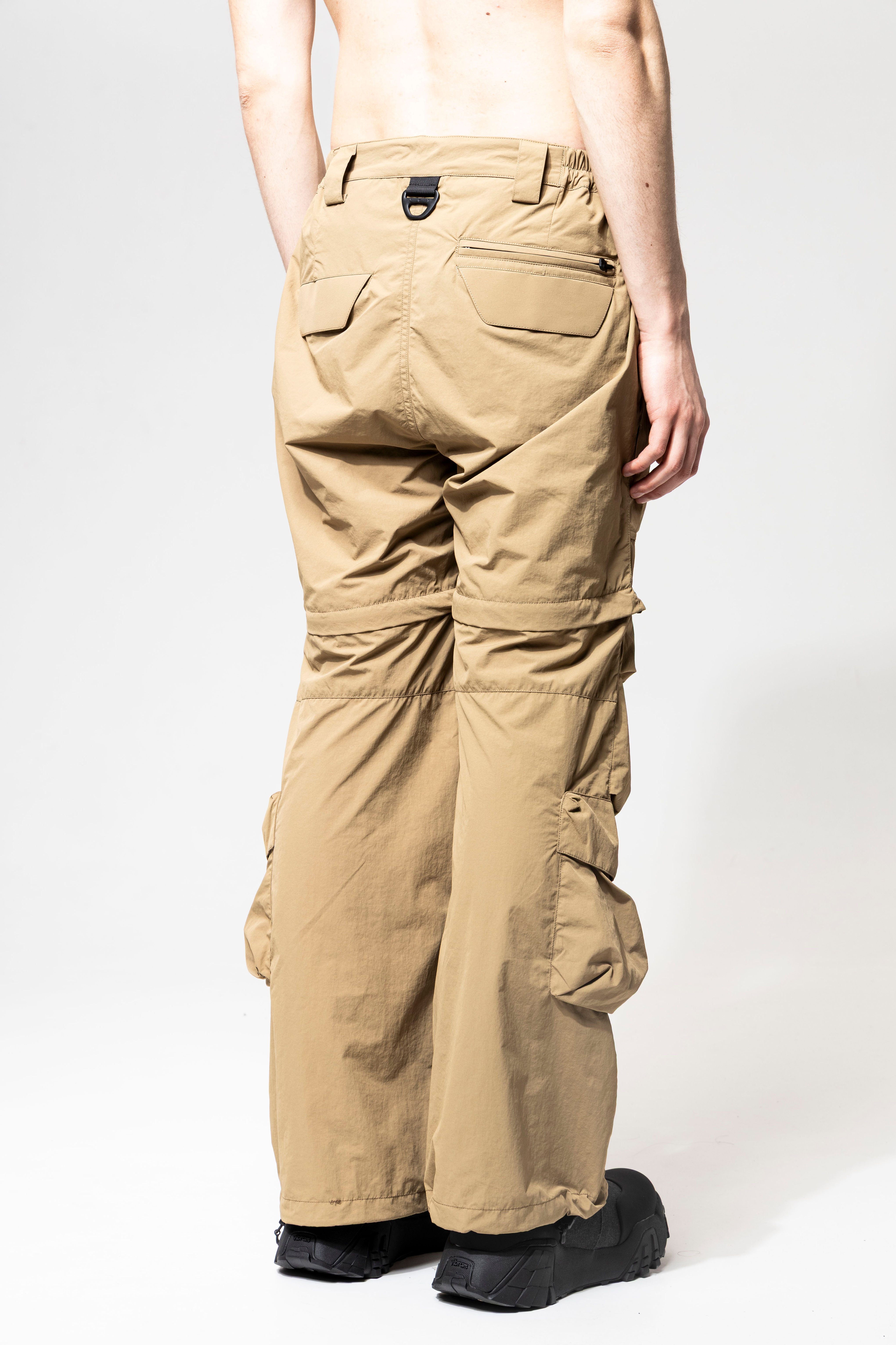 JG1_SS26_19 | TRANSFORM PARA TROUSER | BROWN