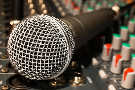 microphone-626618_1280.jpg