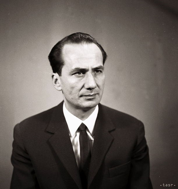 vladimir dedecek_edited.jpg