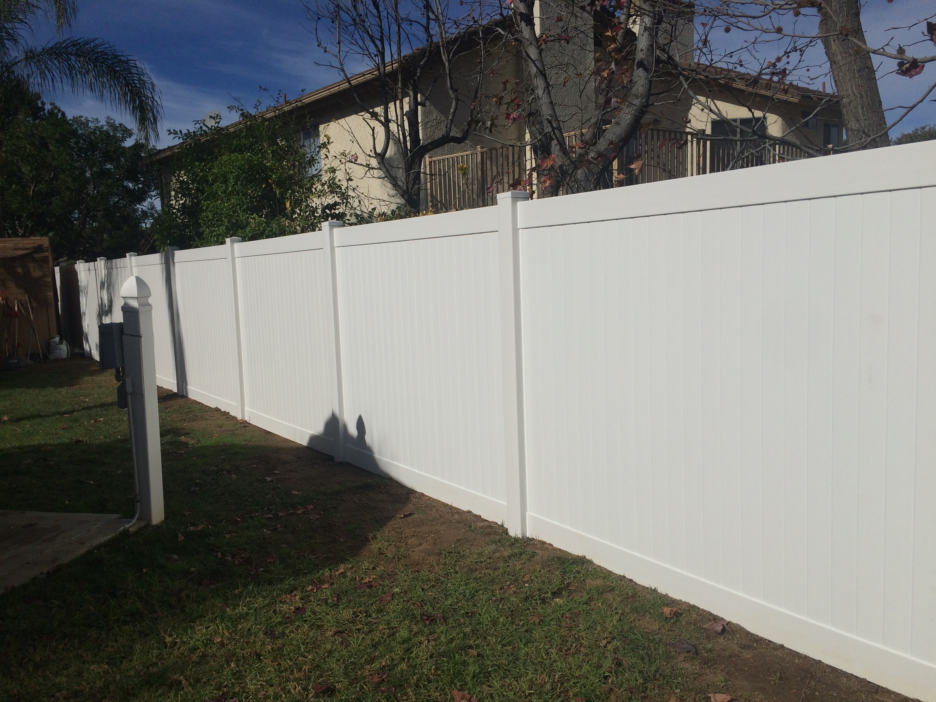 "Vinyl Fence Riverside" "Vinyl Fence Corona"