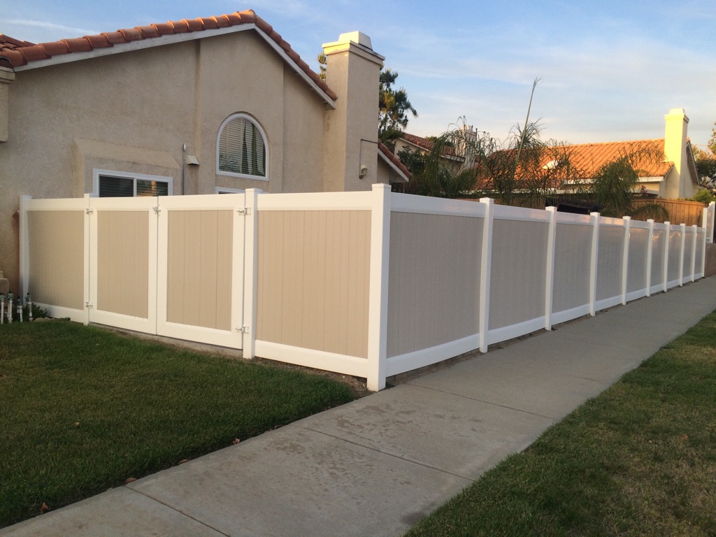 "Vinyl Fence Riverside" "Vinyl Fence Corona"