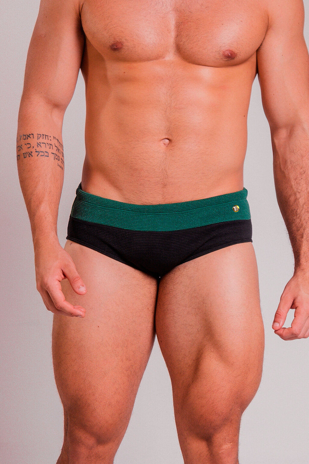 Sunga SLIM duas cores preto e verde canelado