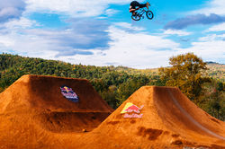 Red Bull Dreamline/Modify Content