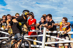Red Bull Dreamline/Modify Content