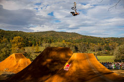 Red Bull Dreamline/Modify Content