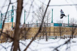 Red Bull Frozen City/Modify Content