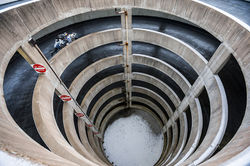 Red Bull Frozen City/Modify Content