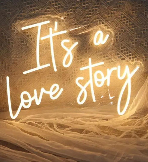 nápis Its a love story