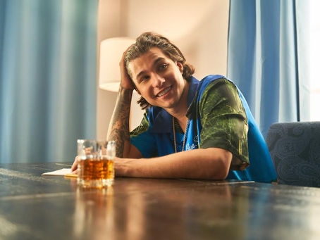 Jambene desnuda su alma con "Dímelo Mike"