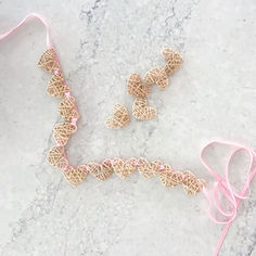 DIY: Grapevine Heart Valentine Garland