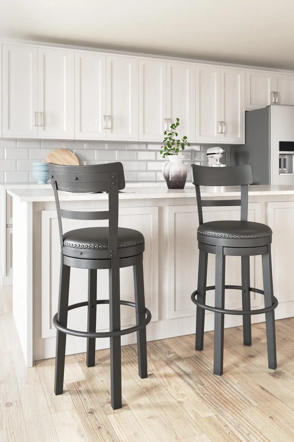 Valebeck Black Bar Stool