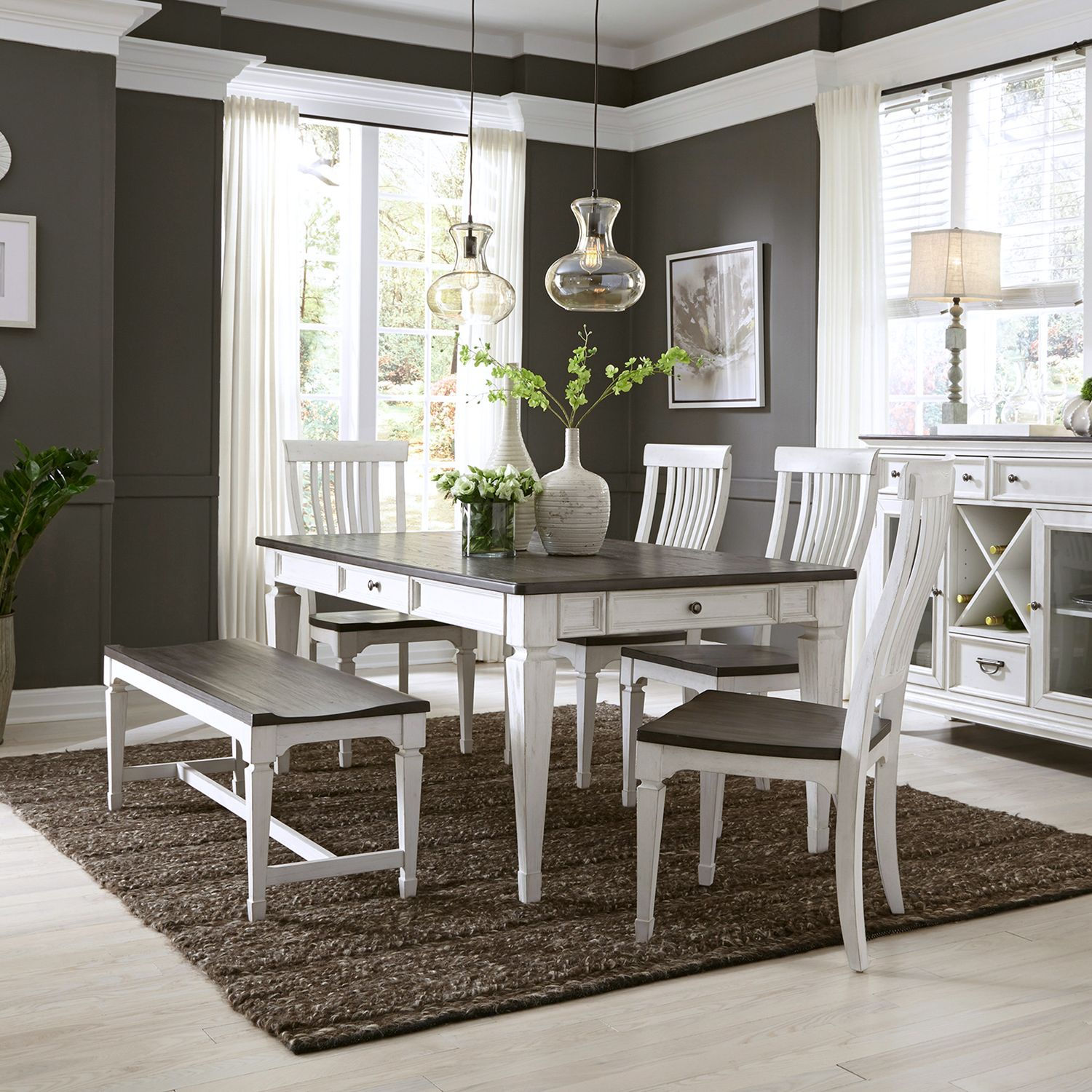 Allyson Park Dining set