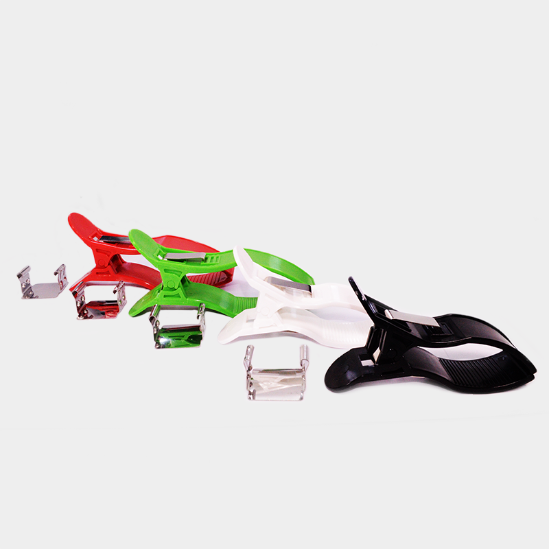 Clips de diferentes colores sobre un fondo blanco, Cable de paciente EKG. Ref VA016BAA. Cable de EKG.