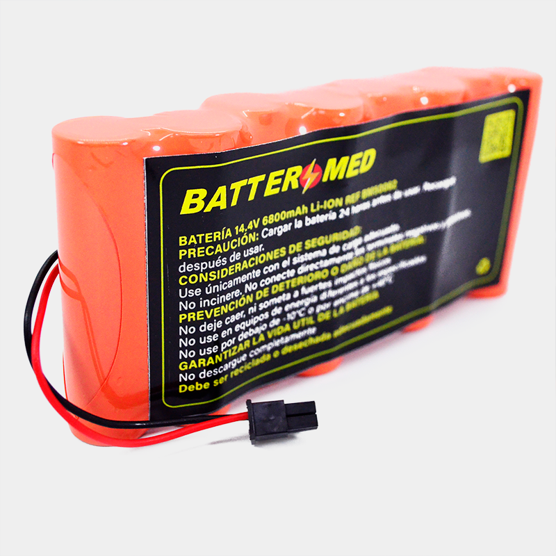 Batería MED con texto en la etiqueta. Batería 12V 5.0Ah. Ref BM50040. Detalles informativos para el usuario.