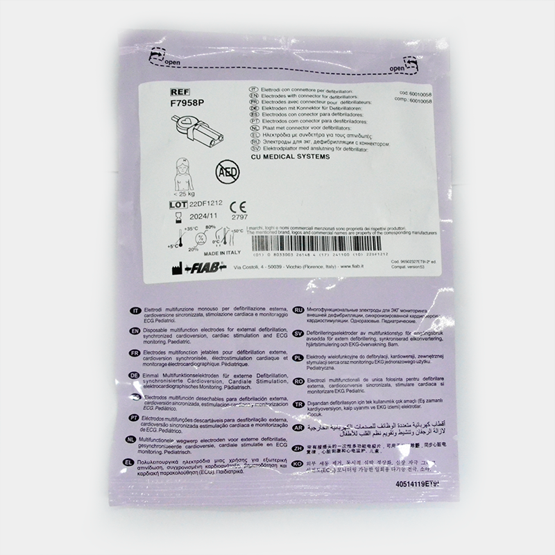 Paquete de electrodos. Visible texto: REF 7952PW, MEDICAL SYSTEMS. Electrodos multifunción. Ref F7952PW. Sellado.