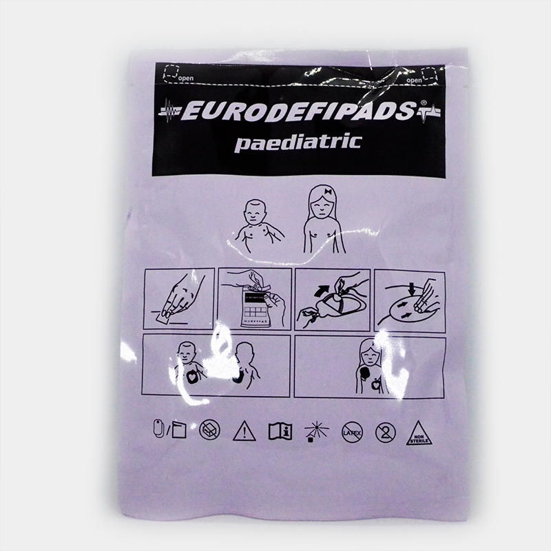 EURODEFIPADS+ paediatic. Electrodos multifunción. Ref F7952PW. Package with instructions and medical symbols