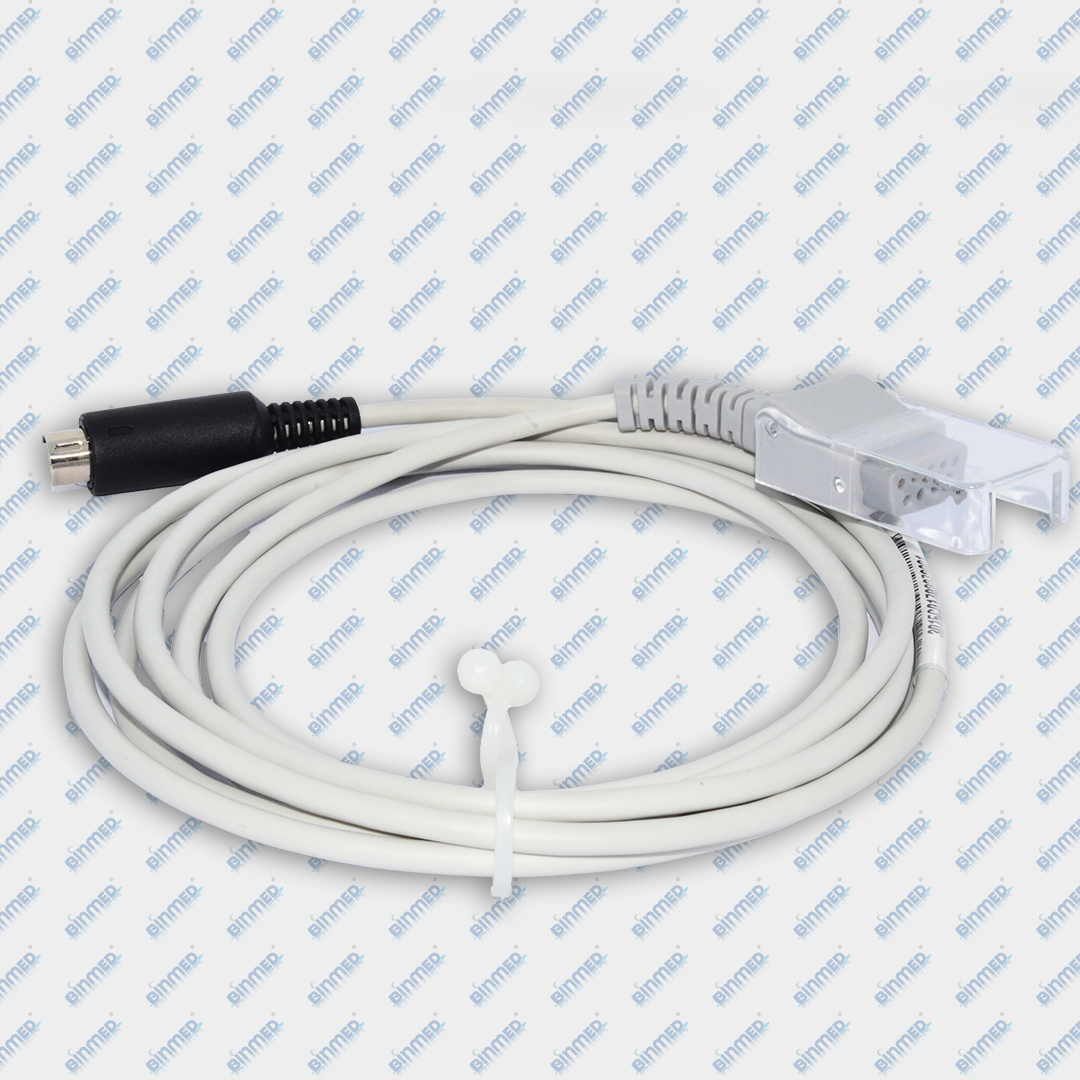 Cable blanco enrollado con conectores; Cable interfaz de SpO2. Ref P0205D, equipo médico.