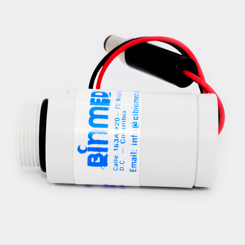 Producto blanco con el texto Binfmed, con datos técnicos y conexión eléctrica.