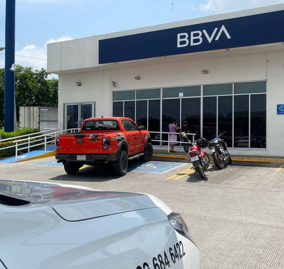 Concentra gobierno de Veracruz su nómina en BBVA por 150 mil millones sin concurso público
